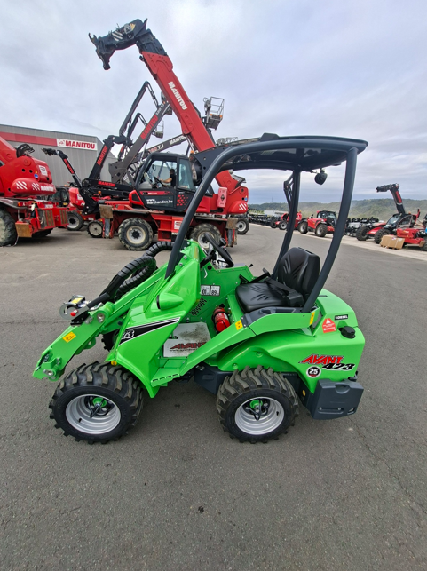 Chargeur articulé Avant 423 TDL - 12247