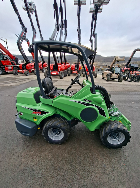 Photo de Chargeur articulé Avant 528 TDL - 12241