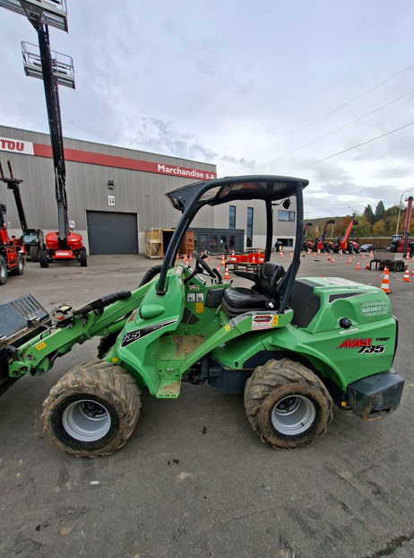 Chargeur articulé Avant 735i TDL - 8920