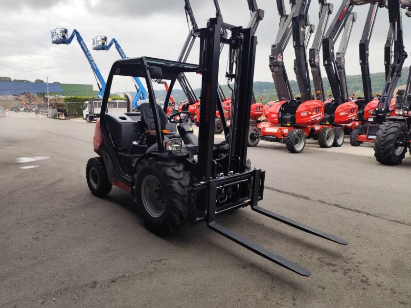 Chariot élévateur Manitou MC 18-2 - 9050