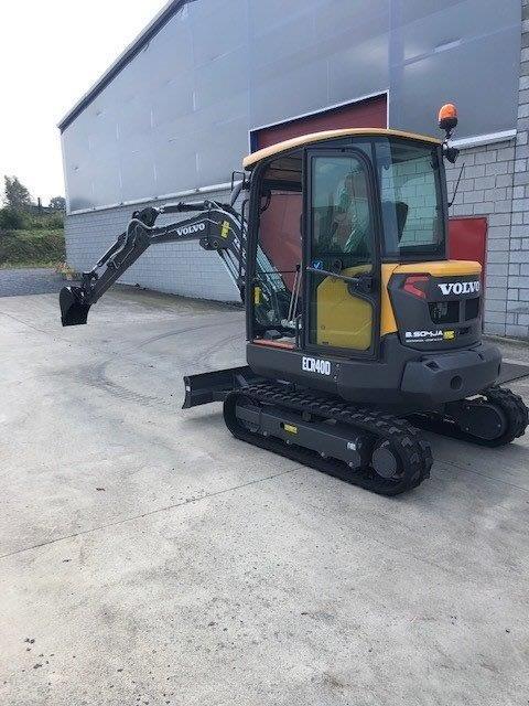 Mini pelle Volvo ECR40D